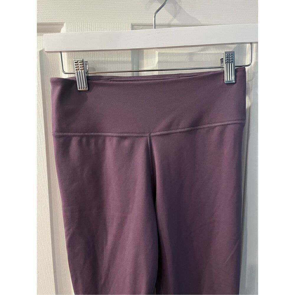 Nike Dri-Fit One Mid-Rise Side Graphic Leggings in Amethyst Smoke sz S EUC - Picture 3 of 8